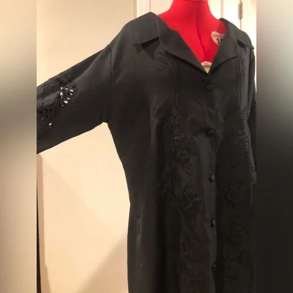 Vintage Floral Embroidered Gothic Full Length Oversized Duster / Trench Coat - Picture 4 of 16